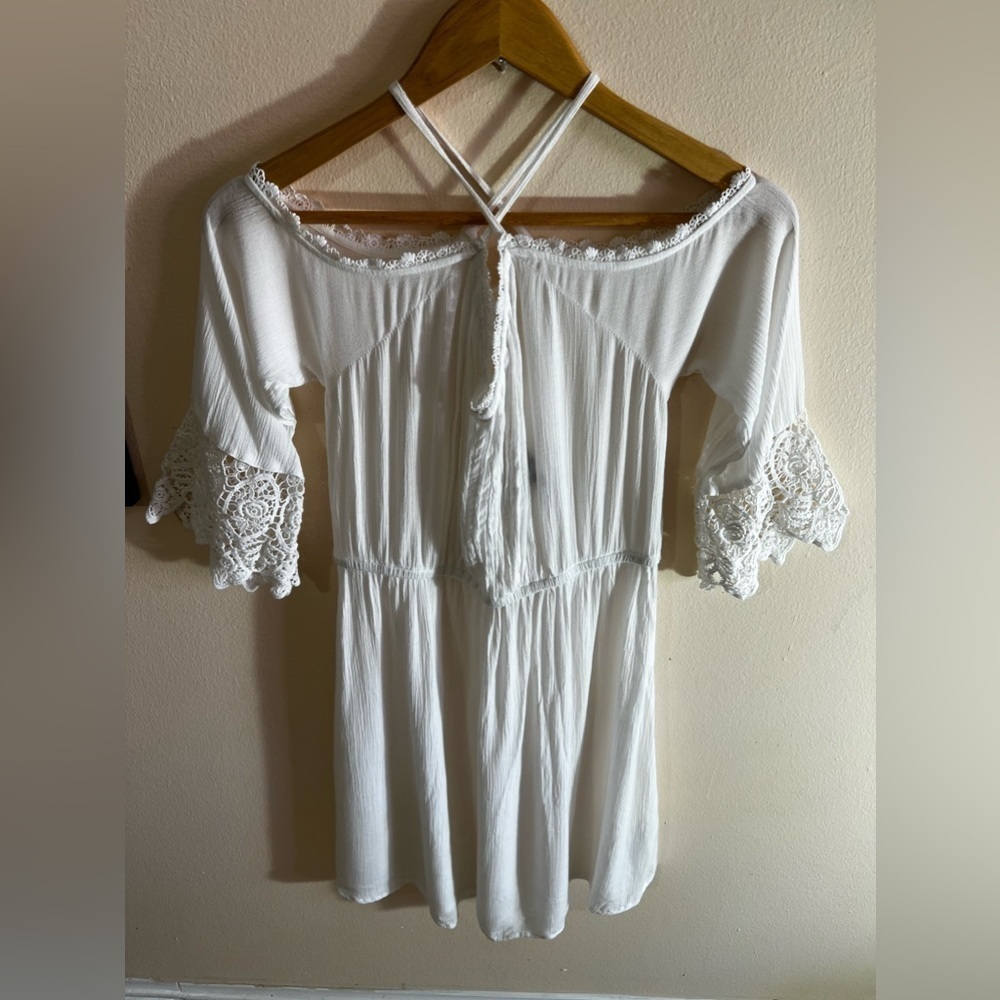 TopShop white cover or dress  Short Sleeves embroidered Dress M viscoses